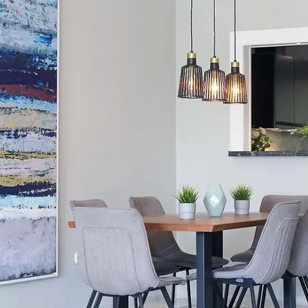 Bahia De Modern Apartment *