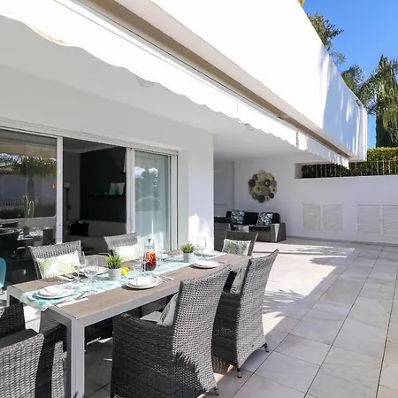 Bahia De Modern Apartment